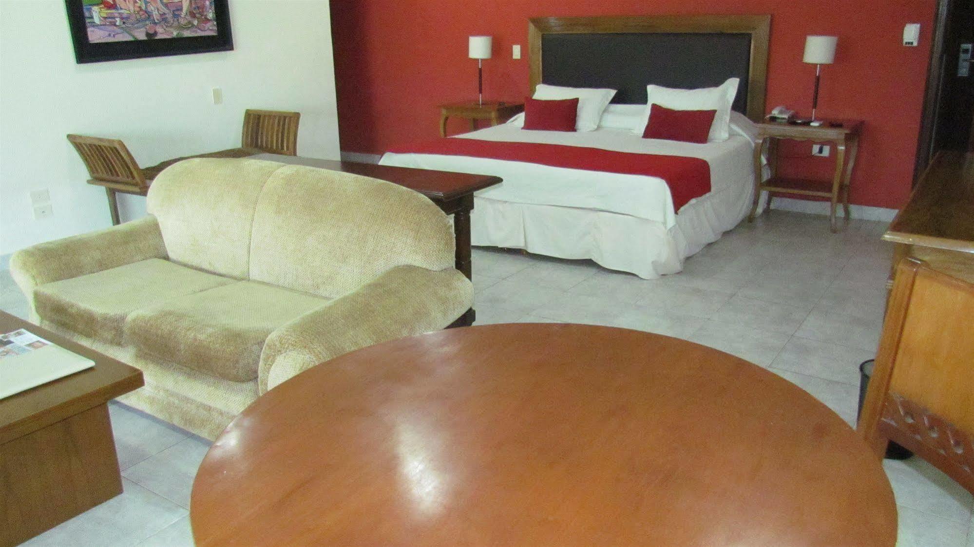 Terrazas Del Sol Apart-Hotel Lambare Esterno foto